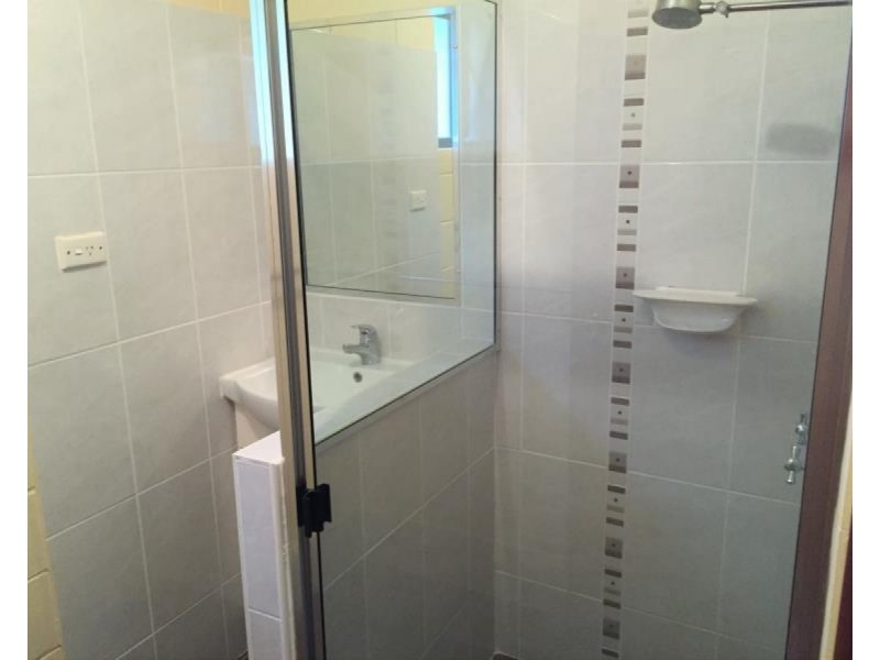 2/12 Davis Street, Allenstown QLD 4700